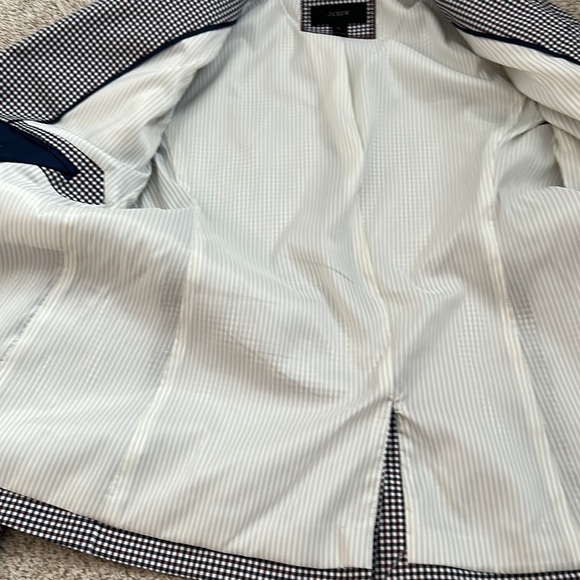 J. Navy and Burgundy Rhodes Micro Check Cotton Blazer, 0 - Picture 10 of 16